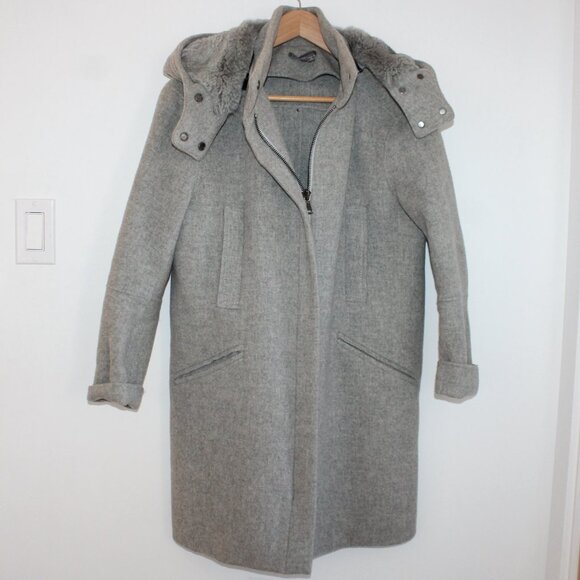 Vince light grey wool coat with rabbit fur trim hood - Picture 4 of 9